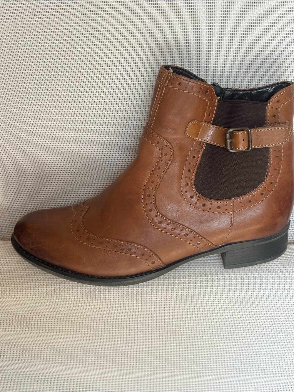 Remonte Brown Leather Brogue Chelsea Ankle Boots EU 38 US Size 8 (snug 8) - Picture 2 of 12